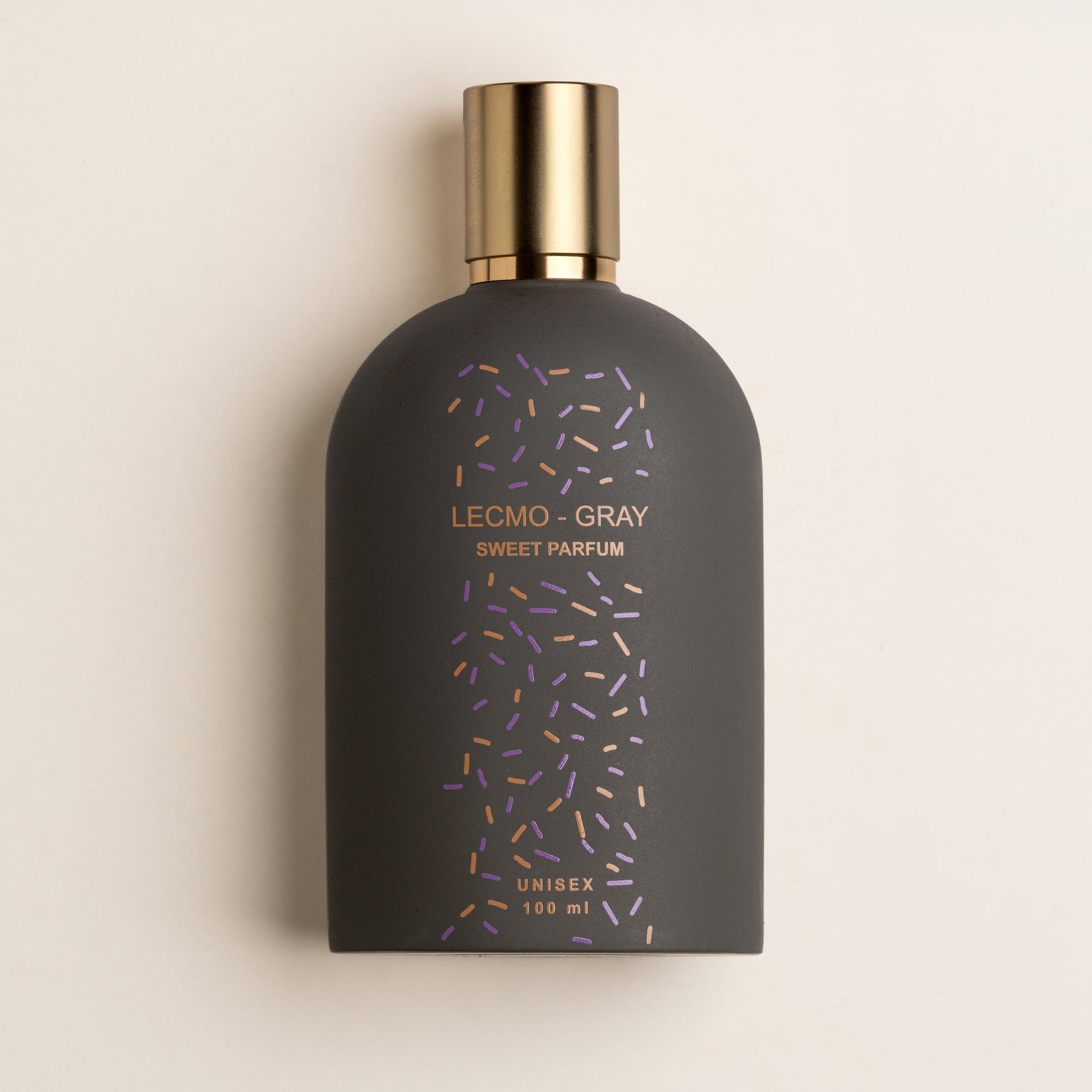 Lecmo Gray Sweet 100 ml, frasco cinza-grafite com tampa dourada