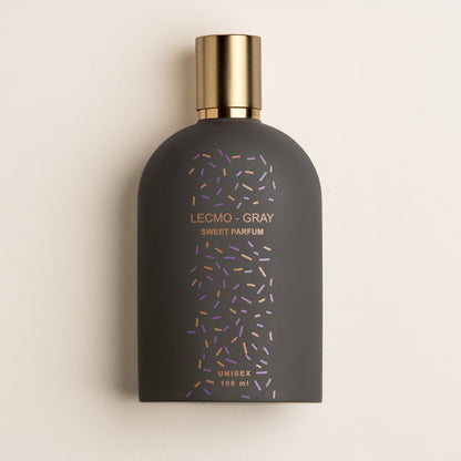 Lecmo Gray Sweet 100 ml, frasco cinza-grafite com tampa dourada